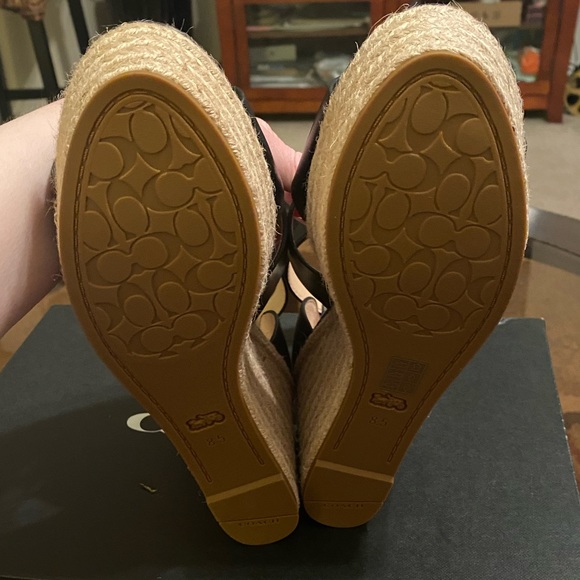 NIB Coach Isla Strappy Wedge Platform Sandals 8.5 - Picture 9 of 12